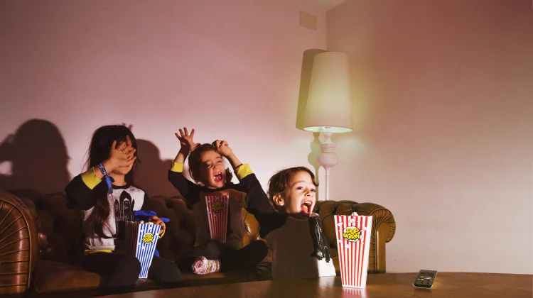 Film Horor Bisa Bikin Stres? Kenali Dampaknya bagi Tubuh dan Pikiran