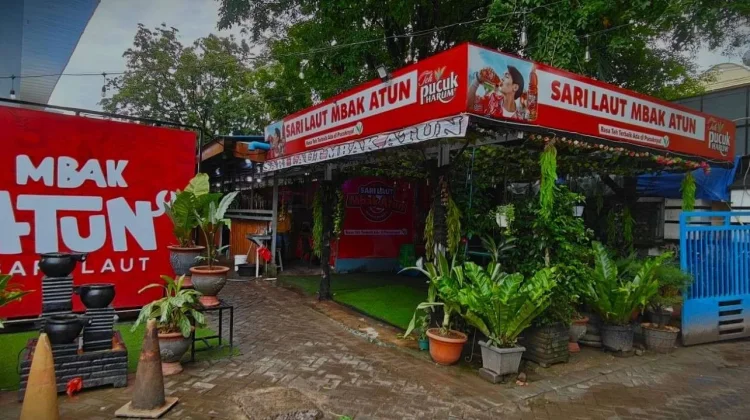 Berawal dari Jualan di Gerobak, Sari Laut Mbak Atun kini Miliki Beberapa Cabang