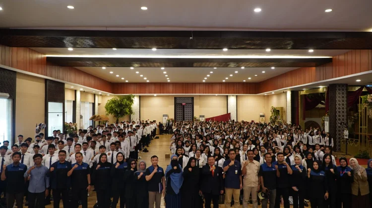 Usung Spirit AKSI, 635 Mahasiswa Baru FEB Unibos Siap Gebrak Kampus