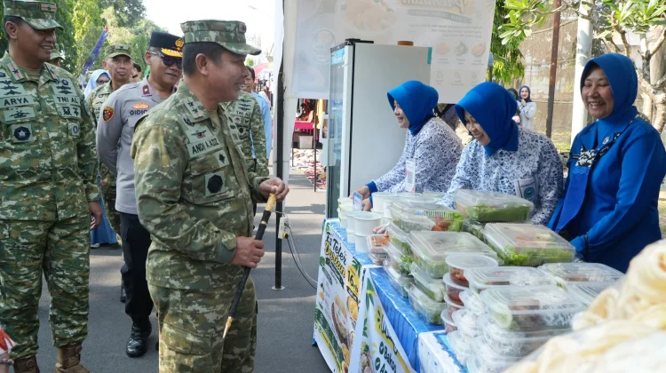 Kodaeral VI Berdayakan UMKM Peringati HUT TNI Ke-81