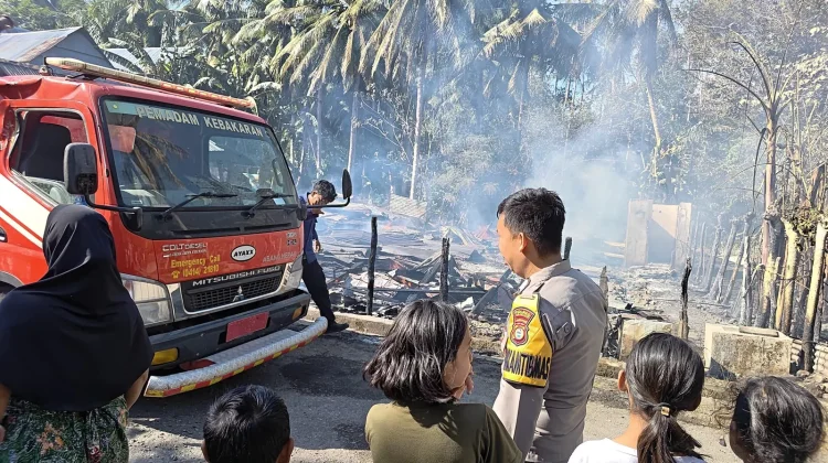 Kebakaran 2 Rumah Warga di Bontosikuyu, Kapolres Kembali Ingatkan Kewaspadaan