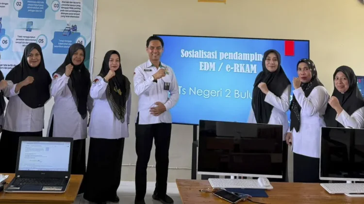 MTsN 2 Bulukumba Perkuat Pemahaman Tim dalam Pengisian EDM-eRKAM