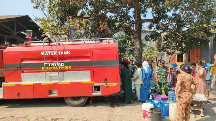 Warga Desa Bontoramba Terima Pasokan Air Bersih