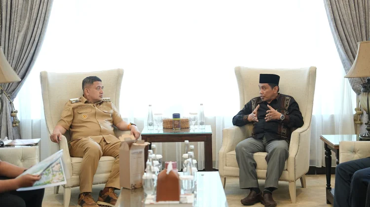 Pemkot Makassar dan UIM Kembangkan Jamur Tiram Putih