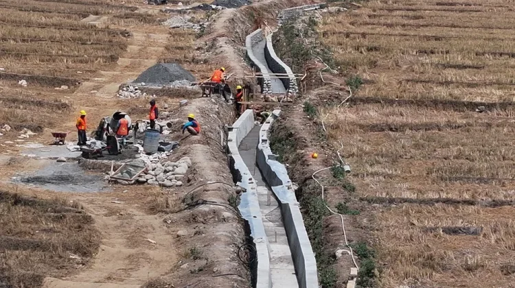 Irigasi Bulukumba Diperbaiki, Petani Harap Panen Tiga Kali