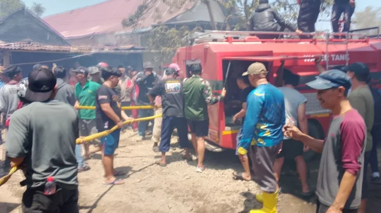 Empat Rumah Terbakar di Malino, Kerugian Ditaksir hingga Rp500 Juta
