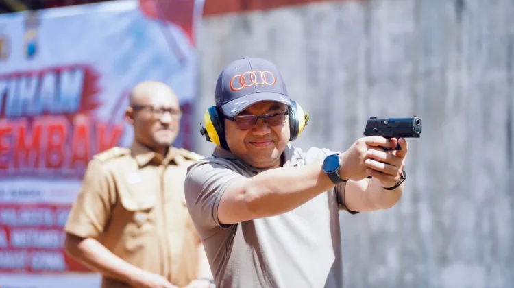 Wabup Darmawangsyah Muin Hadiri Eksibisi Menembak Polresta Gowa