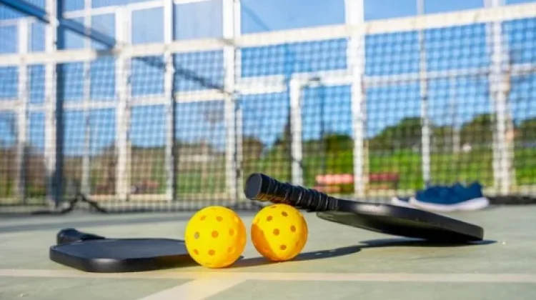 Mengenal Asal Usul Olahraga Pickleball yang Semakin Populer
