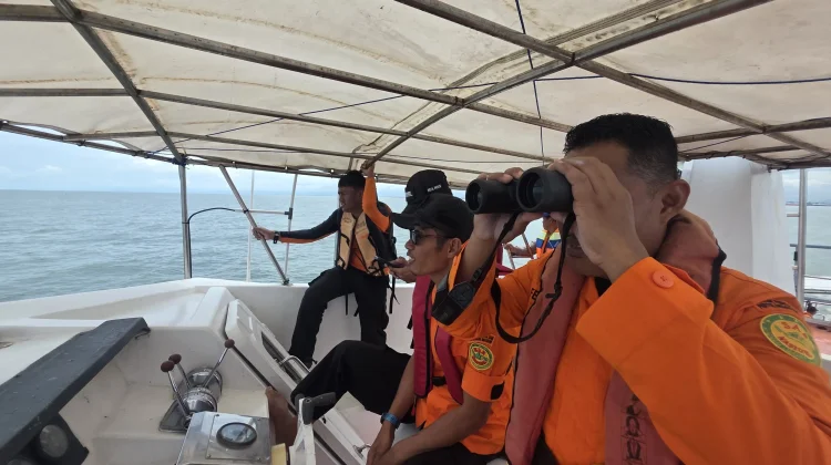 Belum Ditemukan, Operasi SAR Nelayan Jatuh Resmi Ditutup