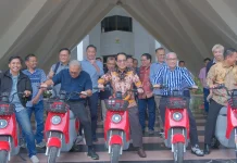 Unhas Luncurkan Pengoperasian 600 Unit Sepeda Listrik Canggih
