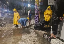 Hujan Guyur Makassar, Satgas Drainase Bergerak Cepat Tangani Genangan