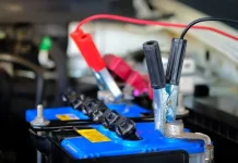 Penyebab Aki Mobil Cepat Tekor