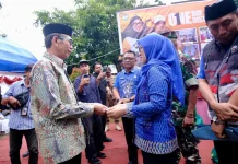 Bupati Gowa Kunjungi Keluarga Miskin Ekstrem di Tompobulu