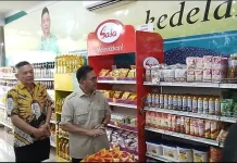 Menteri Perdagangan Pastikan Kebutuhan dan Harga di Supermarket Aman