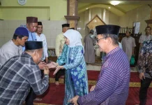Safari Ramadan di Mamajang, Aliyah Mustika Ilham Tarawih Bersama Warga
