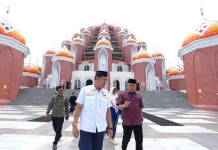 DPRD Sulsel Tinjau Progres Perbaikan Masjid 99 Kubah