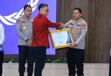 Polrestabes Makassar Mendapat Penghargaan dari Ombudsman RI
