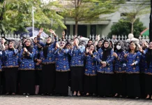 Gubernur Sulsel Tetap Ambil Kebijakan Beri THR untuk PPPK Paruh Waktu