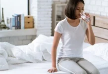 Manfaat Minum Air Putih Pagi Hari untuk Kesehatan