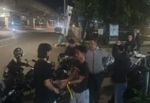 Seorang Pemuda Mabuk Membawa Senjata Tajam Diamankan Polisi