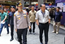 Kapolrestabes Makassar Pantau Pelaksanaan Freedom 250 Roadshow di Mall Nipah
