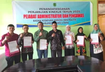 Bakesbangpol Gelar Penandatanganan Perjanjian Kinerja dan Monev Triwulan III