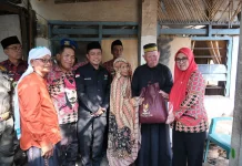 Tinjau Keluarga Miskin Ekstrem, Bupati Gowa Pastikan Intervensi Tepat Sasaran