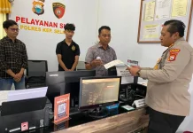 Optimal dan Sesuai SOP, Kapolres Kepulauan Selayar Sidak Ruang Pelayanan