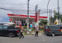 Cegah Kemacetan, Polsek Tamalate Pantau Antrian di SPBU