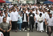 Gubernur Sulsel Lepas Puluhan Ribu Warga Ramaikan Jalan Sehat Anti Mager di HJB-696