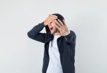 Mengintip Sisi Gelap Rasa Takut yang Diam-Diam Menyerang Mental