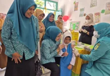 Tim Penggerak PKK Sinjai Pantau Pelaksanaan Imunisasi Campak