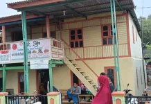 Harga Plastik Melejit, Nasib UMKM Pangkep Terhimpit