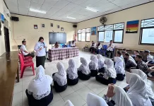 Kemenkum Sulsel Bekali Ratusan Pelajar SMPN 1 Masamba dengan Literasi Digital