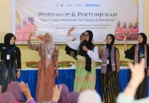 Sanggar Seni Lipu Maraninding Gelar Pertunjukan Tari Pajjaga Lili Rongkong