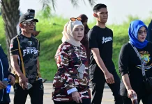 Jalan Sehat, Aliyah Mustika Ilham Ajak FKPPI–KBPP Polri Perkuat Persatuan