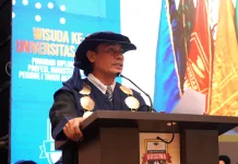 Wisudawan Unibos Ditekankan Keberanian dan Kesiapan Hadapi Masa Depan