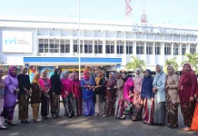 Pesona Keberagaman dalam Balutan Busana Adat di RRI Makassar