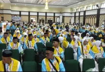Jemaah Haji Bone Terbagi Delapan Kloter di Embarkasi Makassar  Kemenhaj Sulsel --Seb