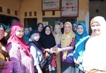 Melinda Aksa Tinjau Posyandu ICD Nusa Indah, Tekankan Pentingnya Gizi dan Layanan