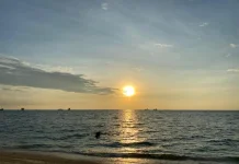 Keindahan Pantai Gusung, Salah Satu Tempat Sunset Favorit di Makassar