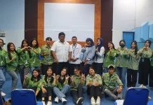 UKM EVB Multimedia UKI Paulus Kunjungi RRI Makassar, Dalami Dunia Penyiaran