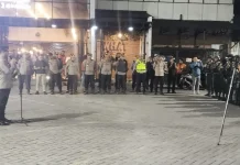 Kapolrestabes Makassar Pimpin Apel Dini Hari