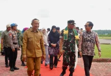 Bupati Selayar Sambut Pangdam XIV/Hasanuddin di Bandara Aroepala
