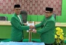 UMI Makassar Serahkan SK Kepala UPT PKD Baru