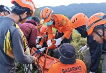 Pendaki Tersambar Petir di Gunung Monrolo, Satu Tewas