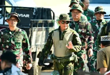 Kodam XIV/Hasanuddin Menurunkan Prajurit Peduli Kebersihan Kota Makassar
