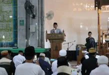 Momen Iduladha, Bupati Lutra Ajak Perkuat Kepedulian Terhadap Korban Banjir