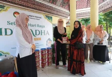 DWP Sulsel Salurkan Daging Kurban untuk Yatim Piatu, Lansia, Anak Stunting, dan Warga