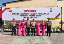 Polres Gowa Gelar Korps Raport, Dua Perwira Terima Kenaikan Pangkat Pengabdian